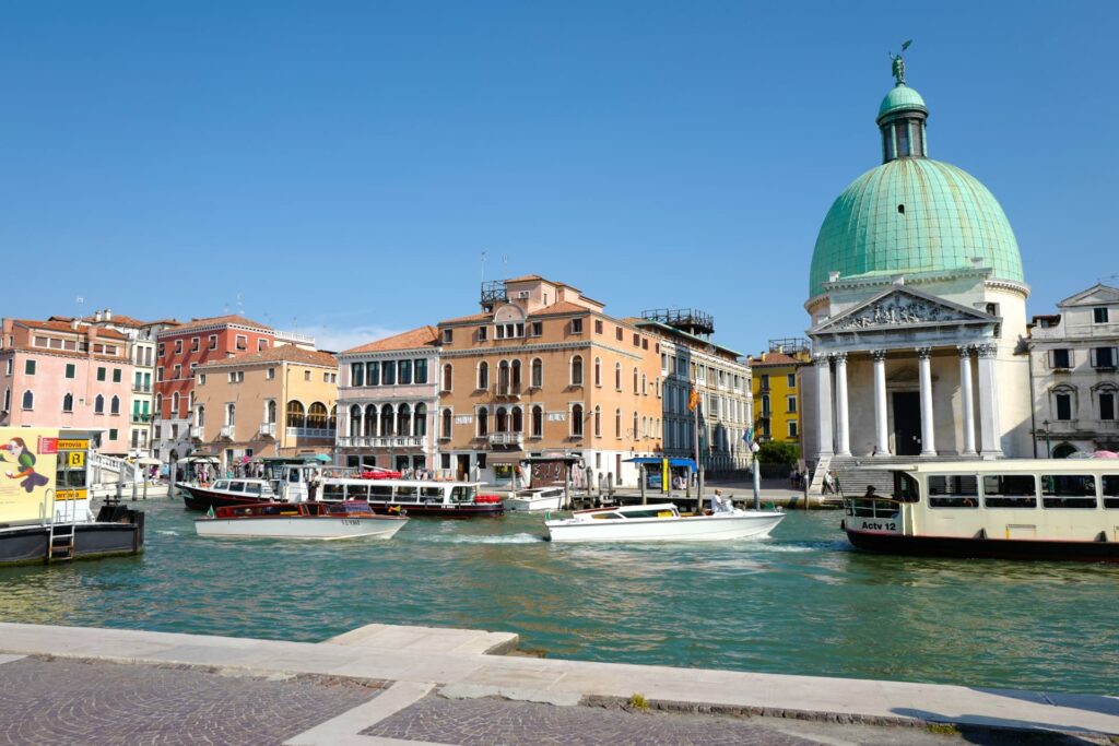 イタリアの家の特徴と魅力を知ろう！｜歴史と文化が息づく住まい